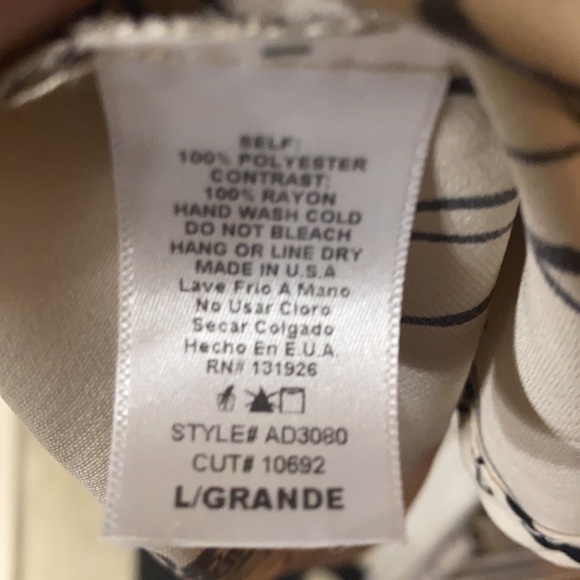 Beautiful Tea n Rose dress - Picture 5 of 5